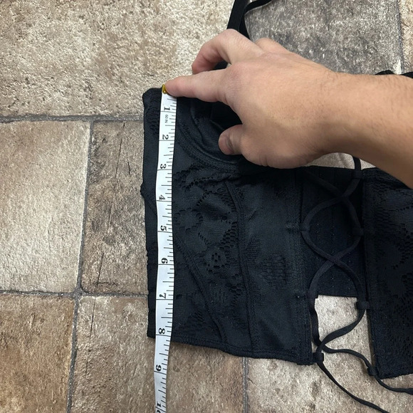 Out From Under Amour Lace Lace-Up Corset sz M - Picture 5 of 8